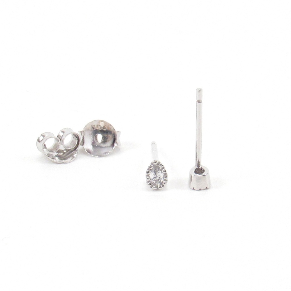 Teardrop Crystal Stud Earrings 925 Sterling Silver